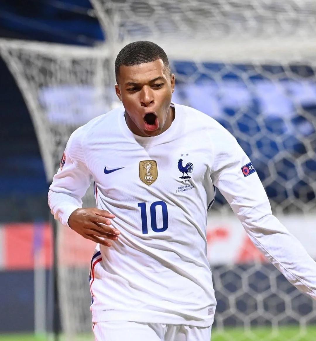 Crisp：半决赛更想遇到LPL队伍，这样至少决赛有一支LPL队伍